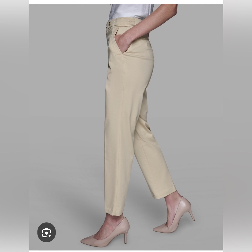 Karl Lagerfeld sz 6 Beige khaki Women's ankle Pants stretch, gold tone hardware